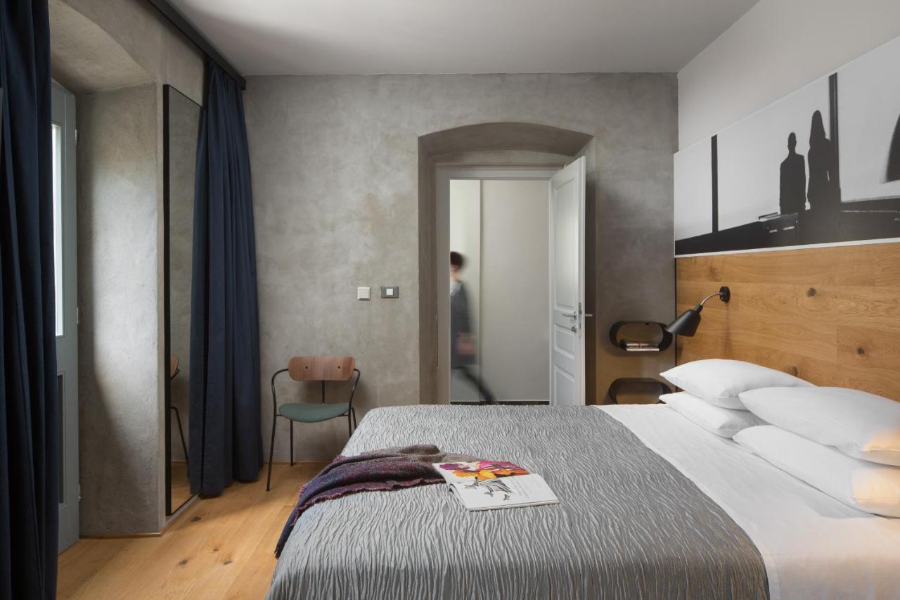 Vincent House Apartment พูลา ภายนอก รูปภาพ