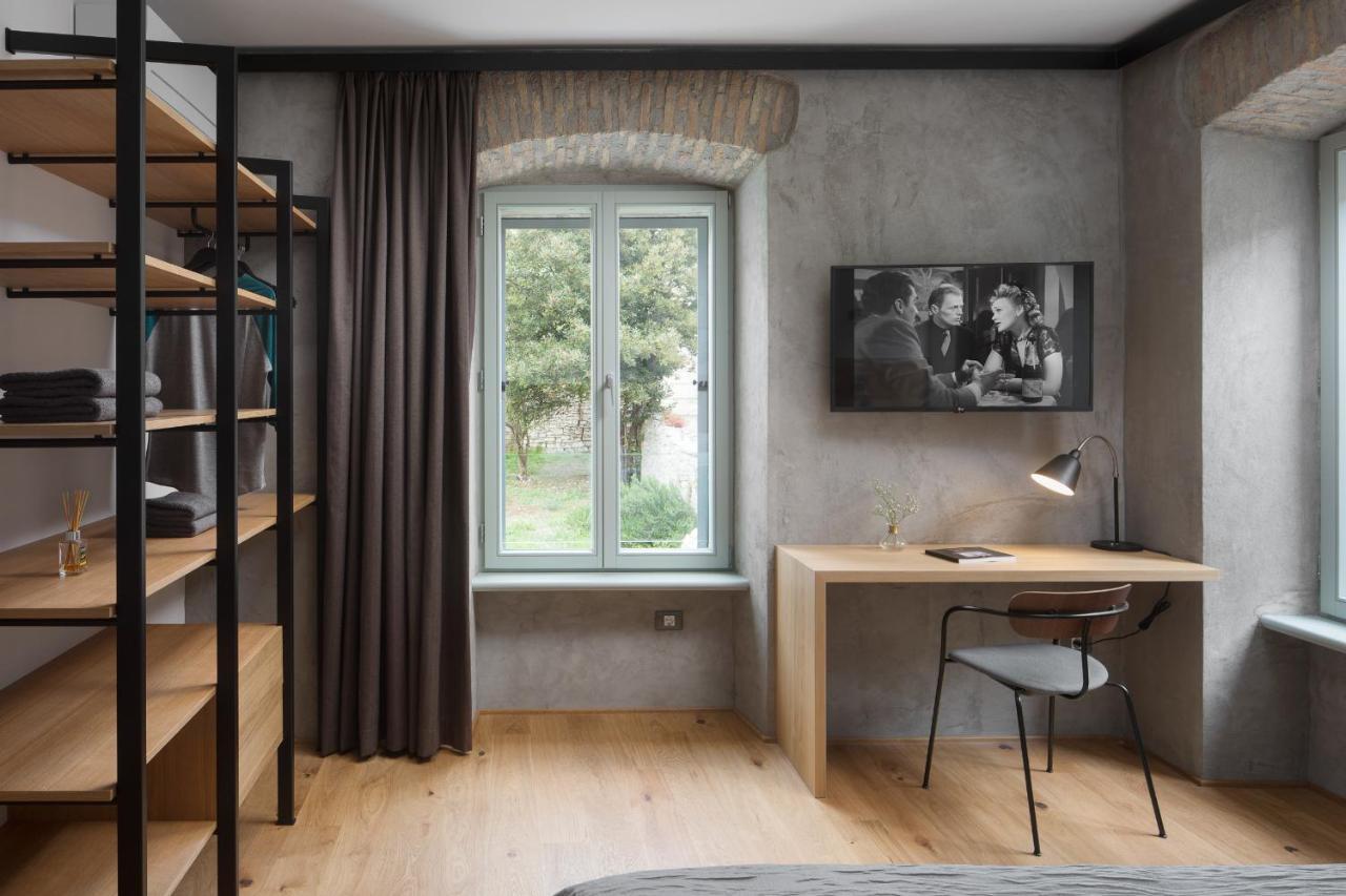 Vincent House Apartment พูลา ภายนอก รูปภาพ